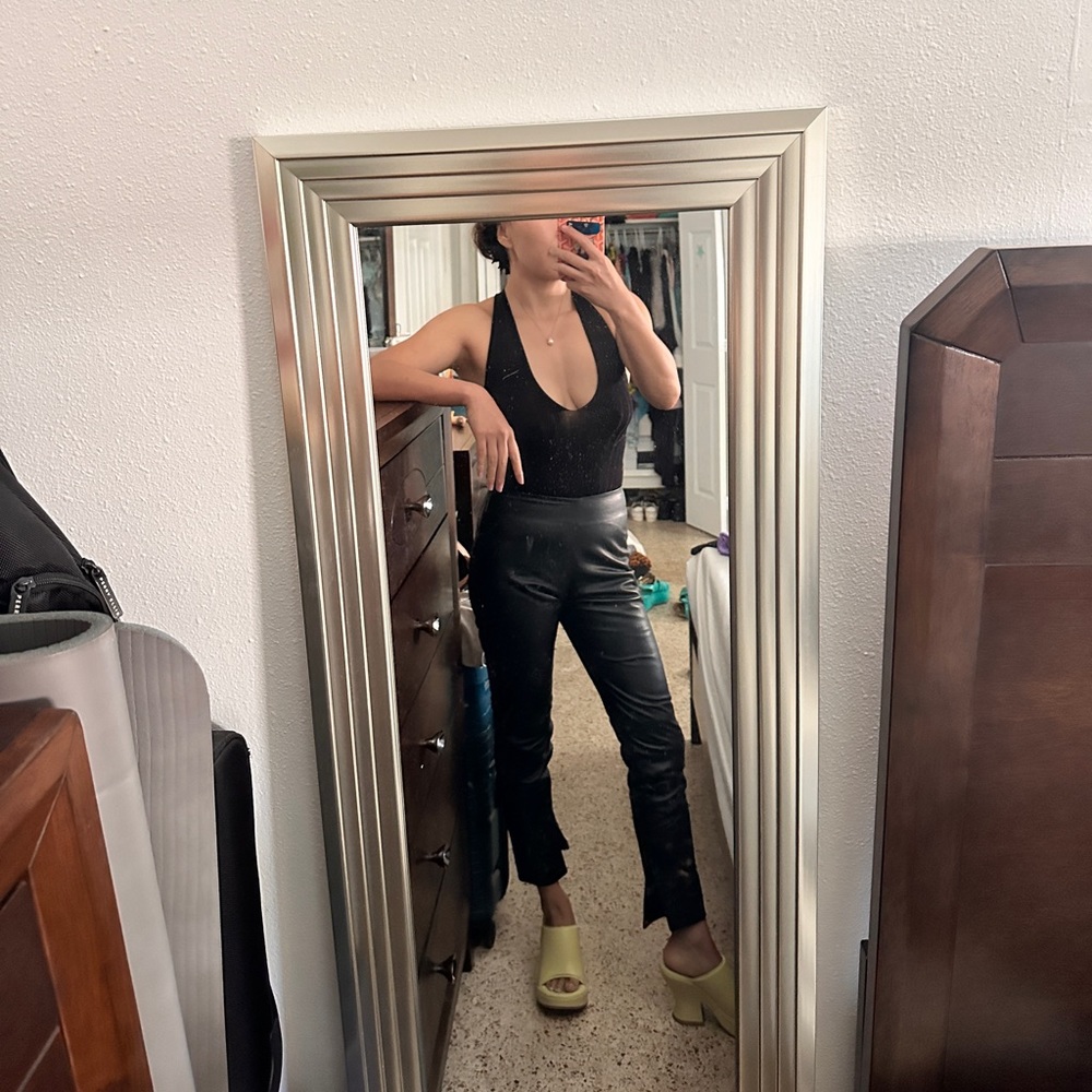 JO NO FUI Genuine Leather Crop Black Pants